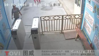 100萬(wàn)像素-建筑工地門禁出入口高清視頻監(jiān)控效果錄像演示